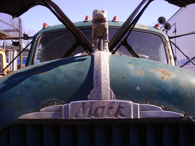 Mack Pictures